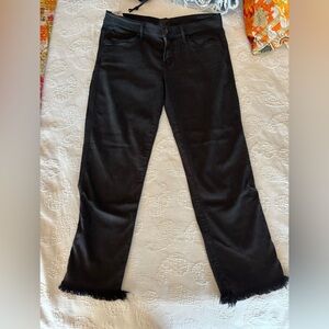 MOTHER black rascal fray crop jeans